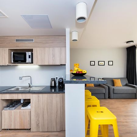 Staycity Aparthotels Near Disneyland Paris 바이유 로망빌리에 외부 사진