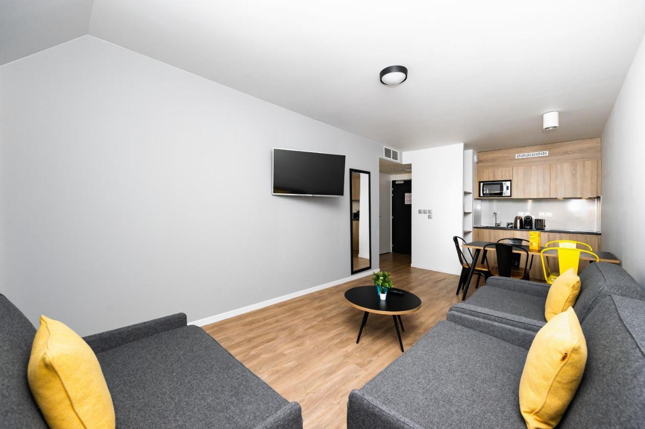 Staycity Aparthotels Near Disneyland Paris 바이유 로망빌리에 외부 사진
