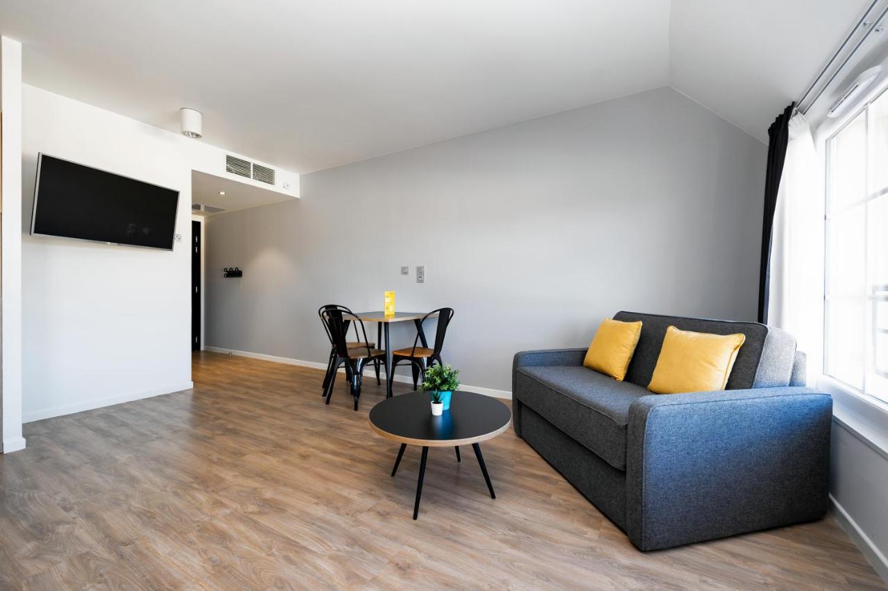 Staycity Aparthotels Near Disneyland Paris 바이유 로망빌리에 외부 사진
