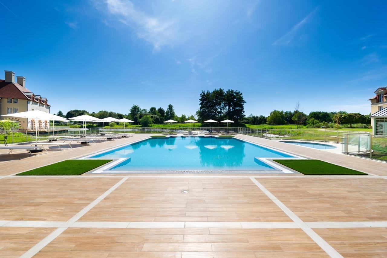 Staycity Aparthotels Near Disneyland Paris 바이유 로망빌리에 외부 사진