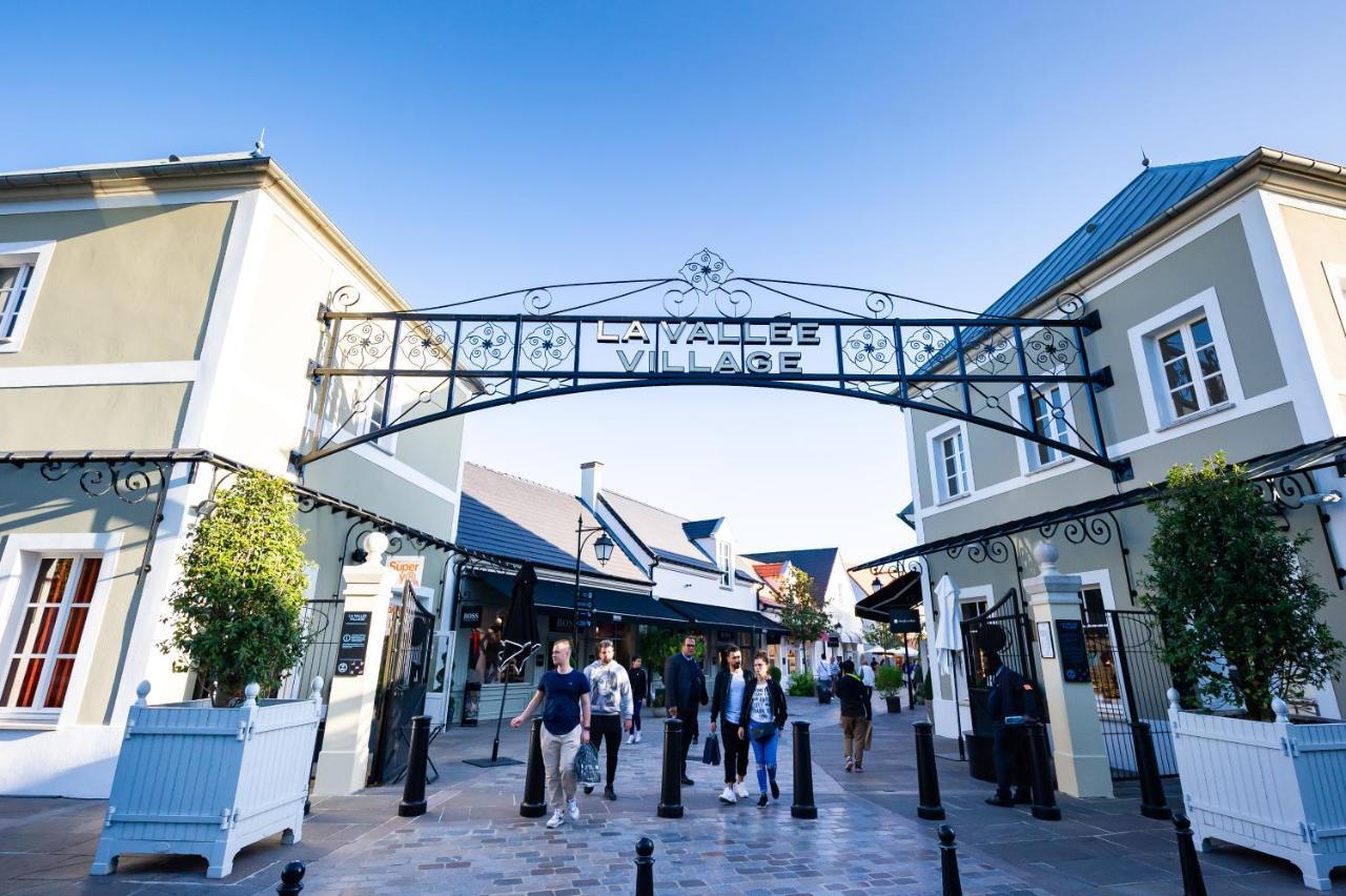 Staycity Aparthotels Near Disneyland Paris 바이유 로망빌리에 외부 사진